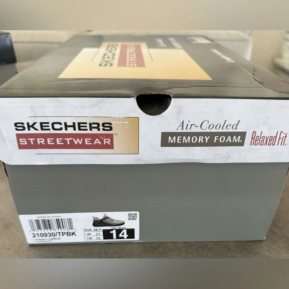 NIB/NWT Men’s Skechers Black and Taupe Walking Sneakers. - Picture 11 of 16